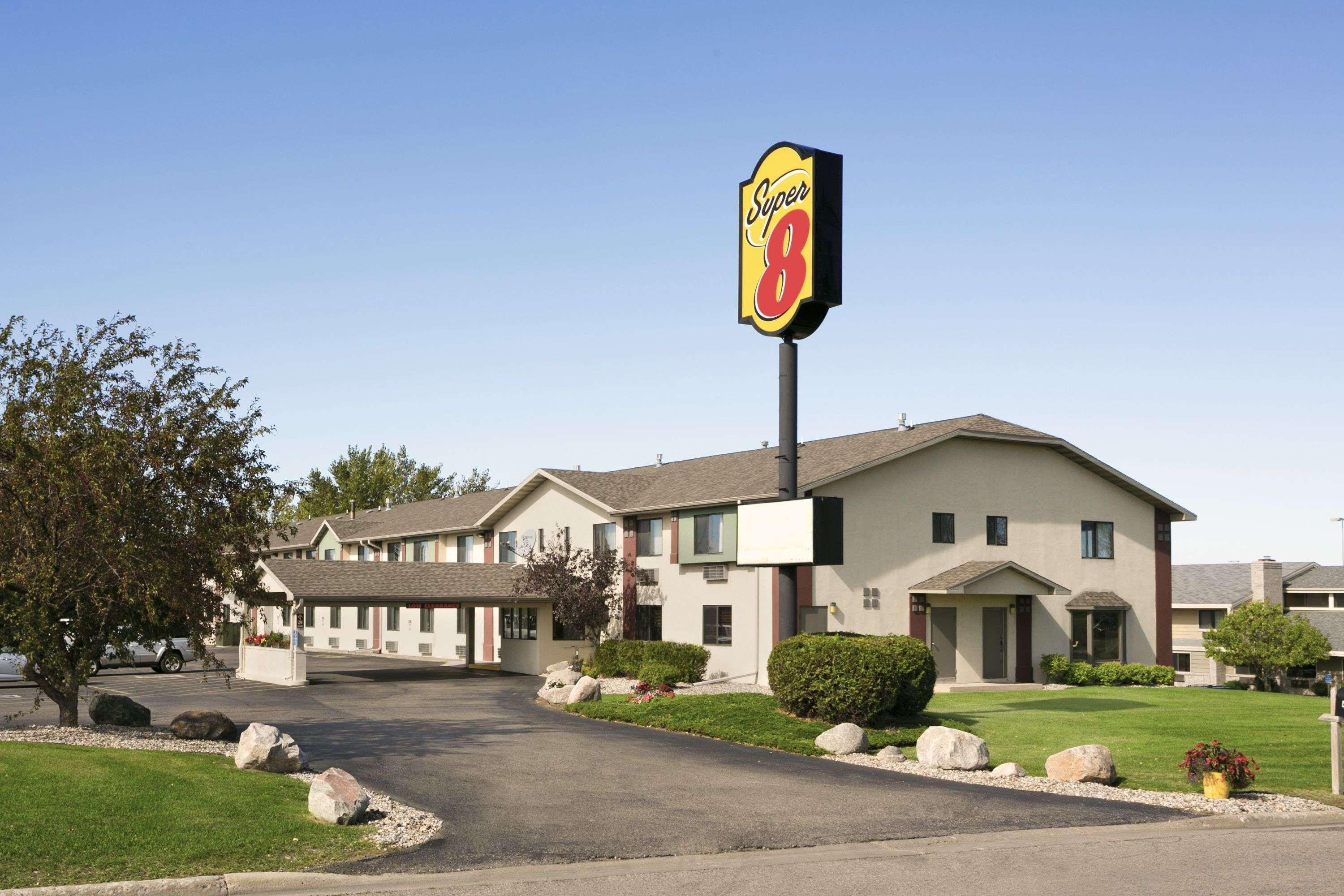Super 8 By Wyndham Alexandria Mn Motel Eksteriør bilde